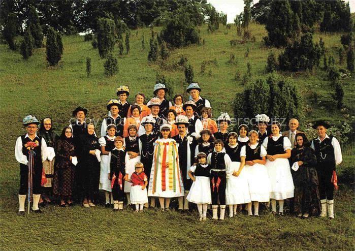 Giengen Brenz Donauschwaebische Tanz- und Laienspielgruppe Trachten