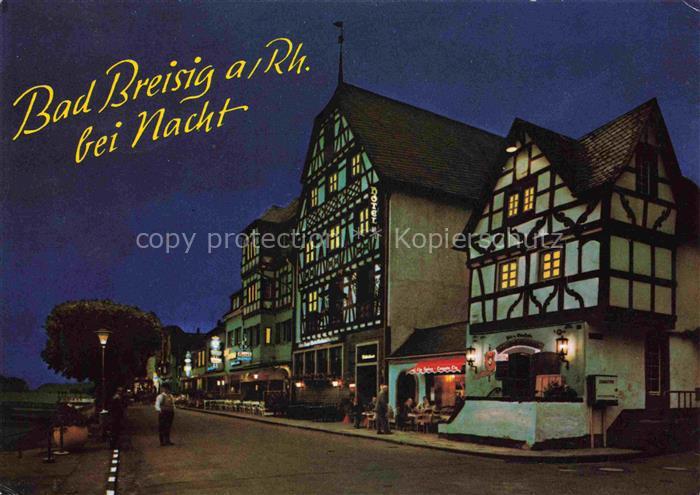 Bad Breisig Rheinpromenade bei Nacht Fachwerkhaeuser Nachtaufnahme