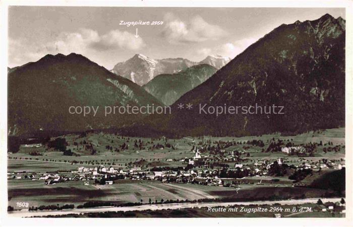 Reutte Tirol AT mit Zugspitze
