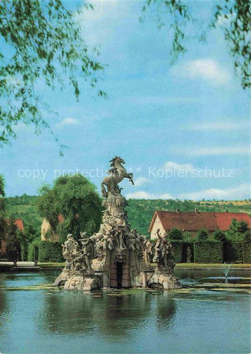 Veitshoechheim Wuerzburg Bayern Grosser See mit Pegasusgruppe