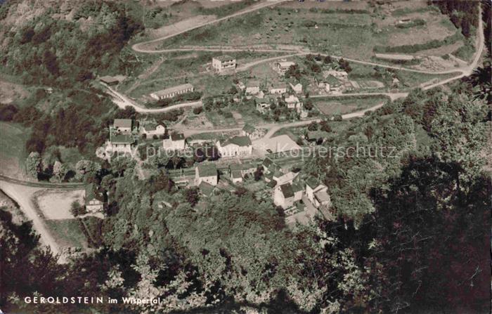 Geroldstein Heidenrod Hessen Panorama Blick ins Tal