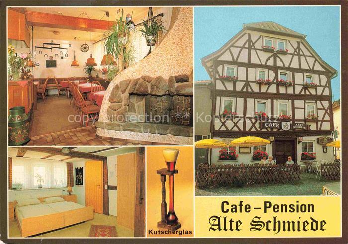 Ostheim  Rhoen Café Alte Schmiede Gastraum Fremdenzimmer Kutscherglas Fachwerkha