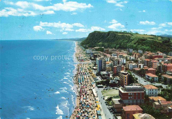 Pesaro Marche IT Spiaggia vista dall alto