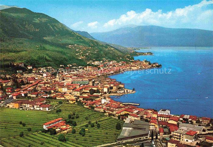 SALO Lago di Garda IT Fliegeraufnahme