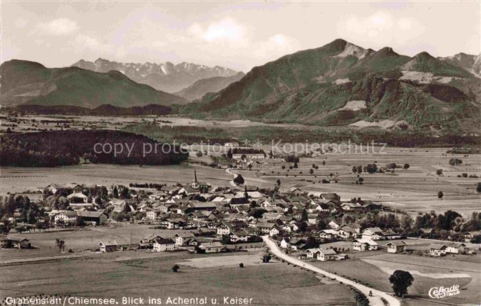 Grabenstaett Chiemsee Bayern Blick ins Achental und Kaiser Fliegeraufnahme