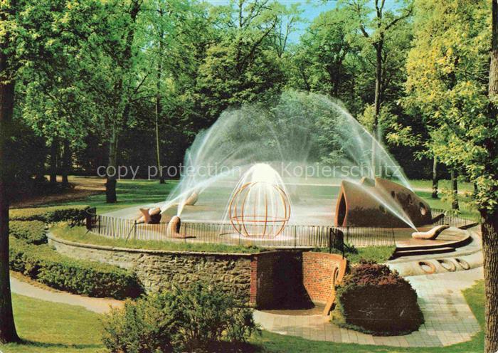 Neu-Isenburg Offenbach Hessen Frankfurter Spielplatz Tannenwald Brunnen