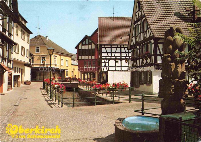 Oberkirch Baden Bachanlagen mit Narrenbrunnen Fachwerkhaeuser