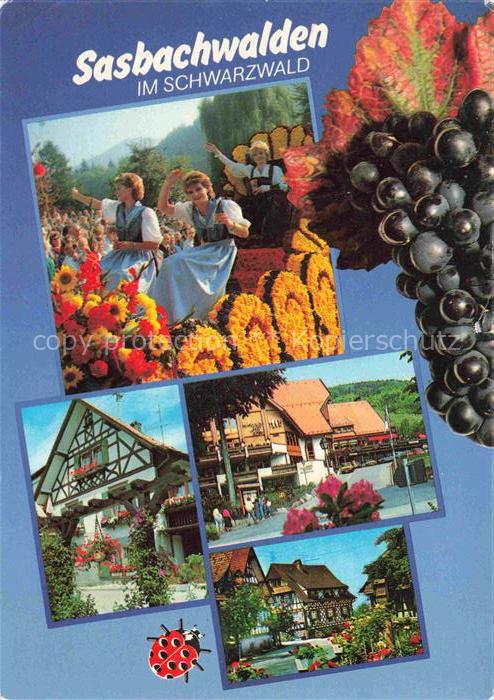 Sasbachwalden Achern Ortenaukreis BW Blumenwagen Fachwerkhaeuser Ortspartie