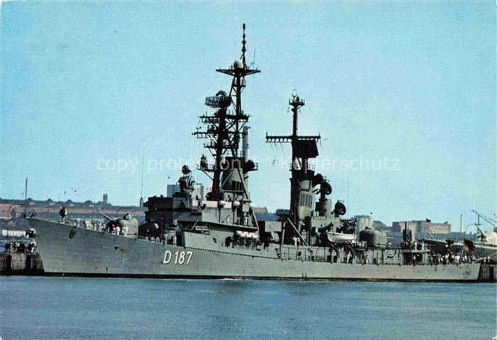 Marine  Warships Zerstoerer Luetjens Klasse 4500 ts D187