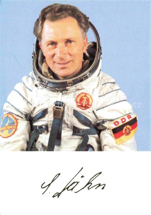 Raumfahrt Space Spatial Sigmund Jaehn, Fliegerkosmonaut der DDR