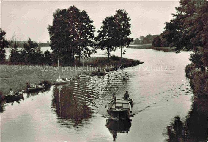Strasen Wesenberg Mecklenburg An der Schleuse