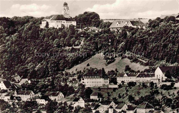Stuehlingen Blick zum Schloss Hohenlupfen Loretto-Krankenhaus Kurhaus Kapuzinerk