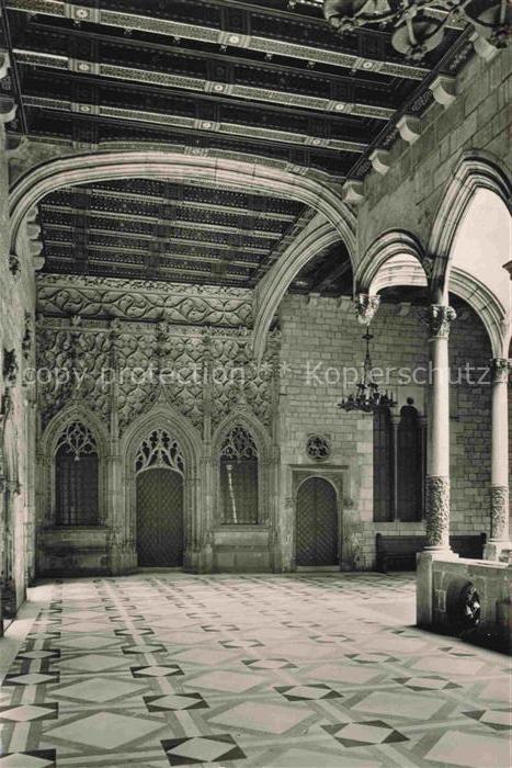 BARCELONA Cataluna ES Barrio Gótico Fachada de la Capilla de San Jorge Palacio d