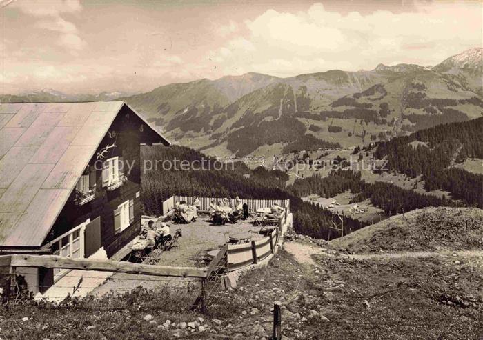 Mittelberg Vorarlberg AT Panorama Kleinwalsertal Ifenhuette mit Nebelhorngruppe