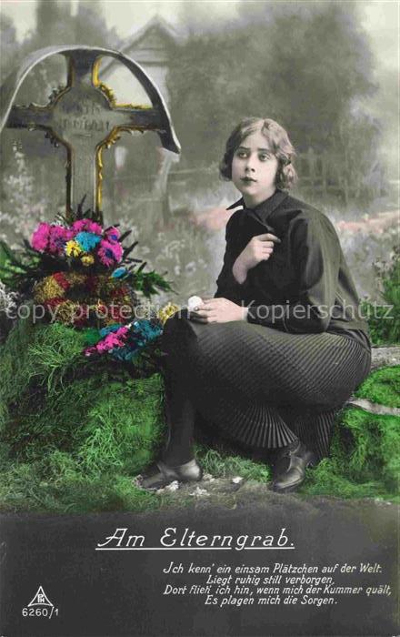 Foto PH Paris Nr. 6260/1 Am Elterngrab