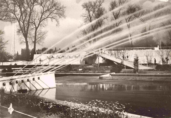 BUGA Bundesgartenschau Koeln Grosse Wasserspiel