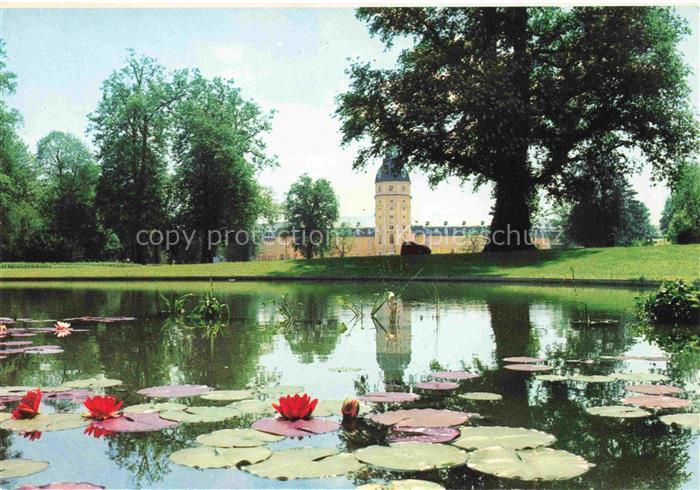 BUGA Bundesgartenschau Karlsruhe Seerosenbluete Wassergarten