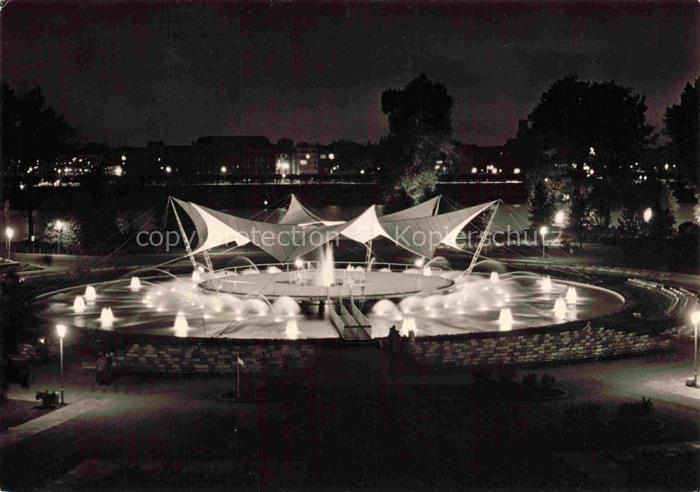 BUGA Bundesgartenschau Koeln Tanzbrunnen naechtliche Leichter