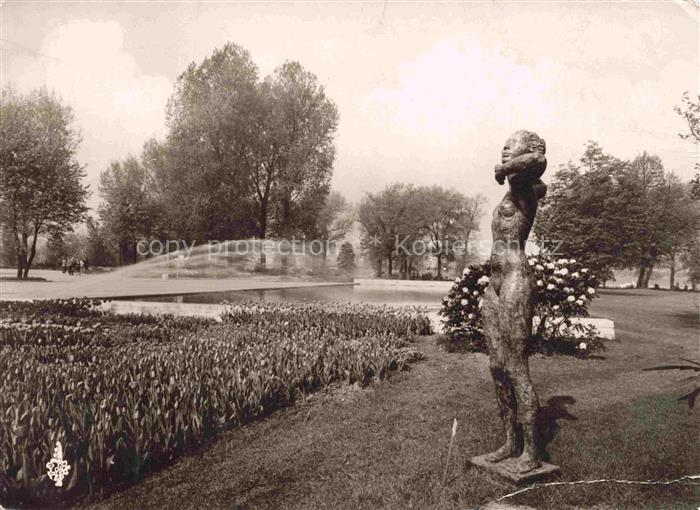 BUGA Bundesgartenschau Koeln Plastik Blumentopf