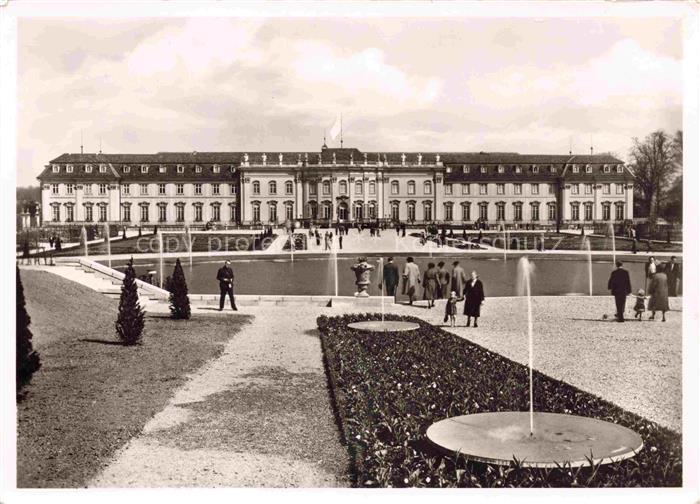 LUDWIGSBURG  BW Gartenschau Bluehendes Barock Gartenanlage an der Suedfront des