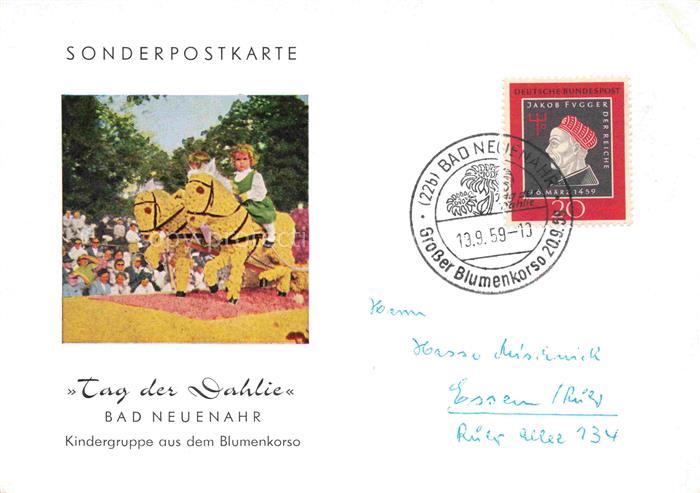 BAD NEUENAHR-AHRWEILER Tag der Dahlie Kindergruppe aus dem Blumenkorso