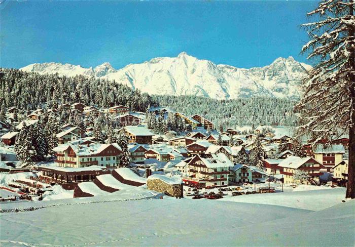 Seefeld Tirol AT mit Wettersteingebirge