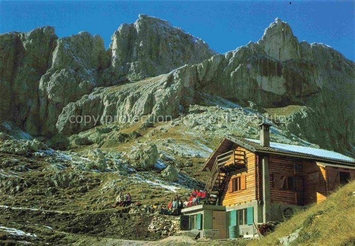 Roda di Vael 2283m Rotwandhuette Dolomiti IT Baita Marino Pederiva verso Torre F