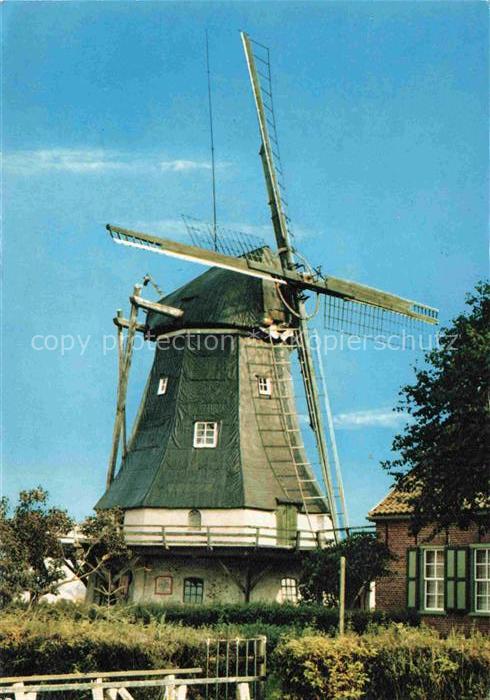 Neuharlingersiel Alte Windmuehle in Seriem