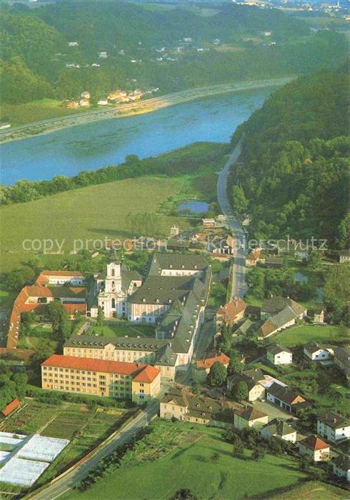 Wilhering Oberoesterreich AT Stift Wilhering Donau Zisterzienserabtei 12. Jhdt.