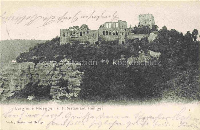 Nideggen Eifel Dueren NRW Burgruine mit Restaurant Heiliger