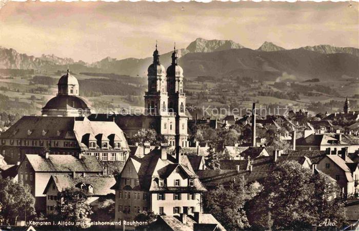 KEMPTEN Allgaeu Bayern mit Kirche Leishorn und Rauhhorn