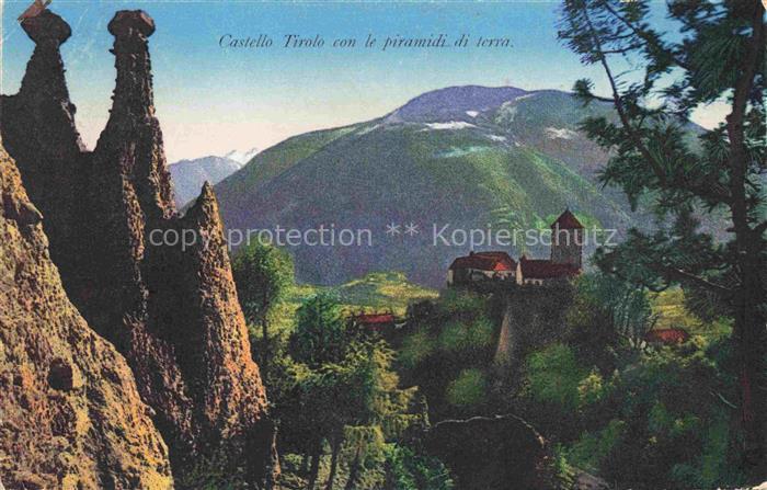 MERANO Meran IT Castello Tirolo con e piramidi di terra