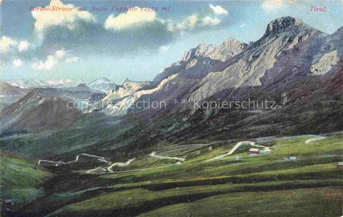 Pordoi Passo Pordoipass 2239m Canazei Trento IT mit Sasso Cappello