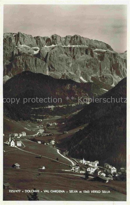 Val Gardena Bolzano Trentino IT Dolomiti Selva verso Sella