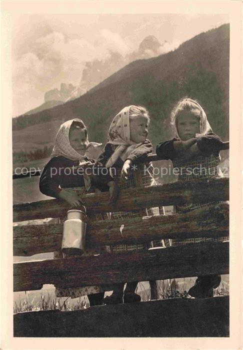 Valle di Funes Val di Funes Dolomiti IT Kindergruppe