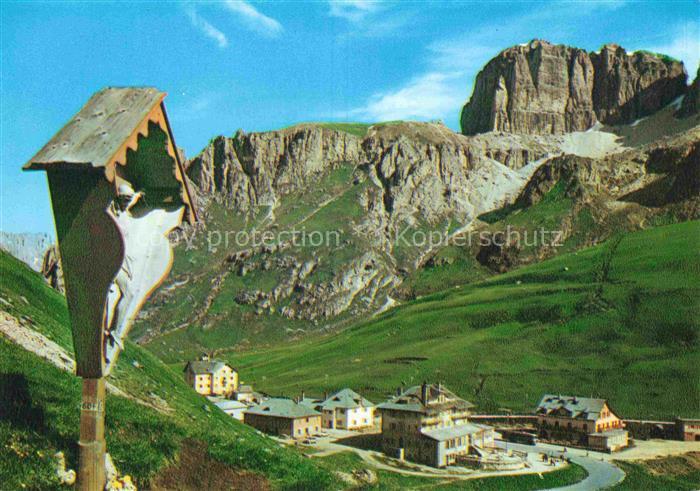 Pordoipass Pordoi Passo 2239m Canazei Trento IT mit Sellagruppe