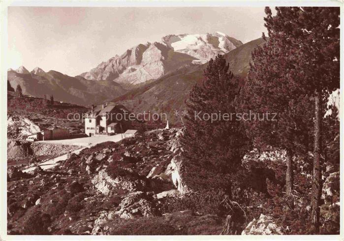 Passo Falzarego 2117m Falzaregopass IT Veduta della Marmolada