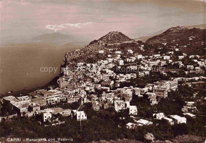 CAPRI Golfo di Napoli Campania IT Panorama con Vesuvio