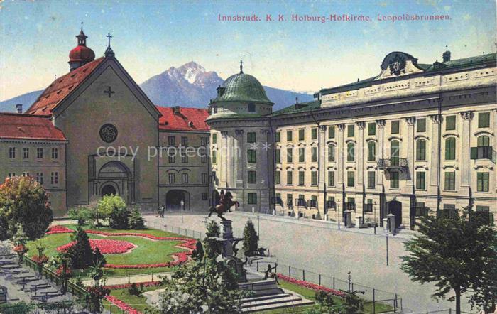 INNSBRUCK Tirol AT KK Holburg Hofkirche Leopoldsbrunnen