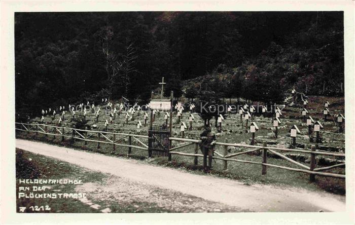 Ploeckenstrasse Koetschach-Mauthen Kaernten AT Heldenfriedhof