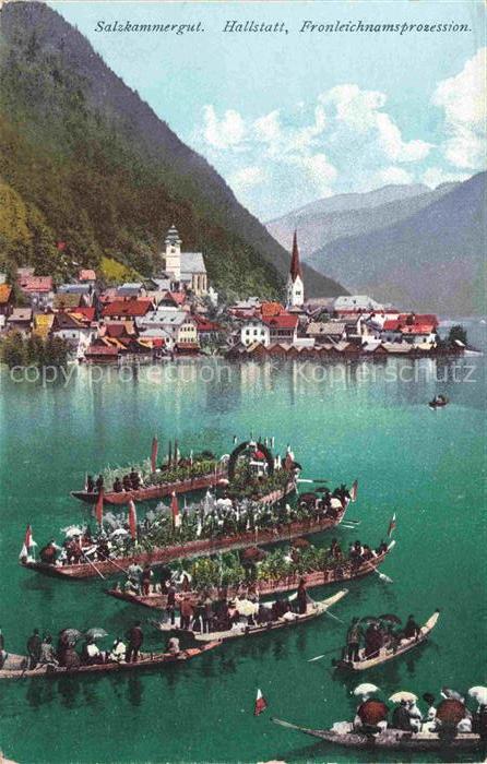 Hallstatt Oberoesterreich AT Fronleichnamsprozession am Hallstaettersee
