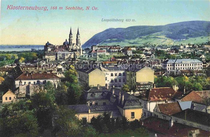 Klosterneuburg Panorama mit Leopoldsberg