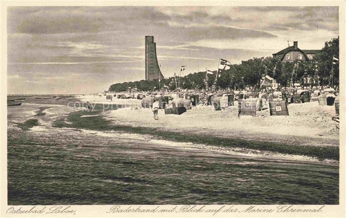 LABOE Ostseebad Badestrand mit Marine Ehrenmal