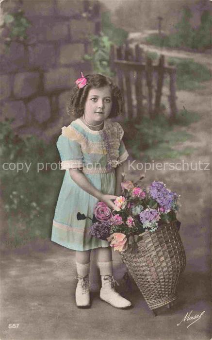 Foto Masel Nr. 587 Maedchen Rosen