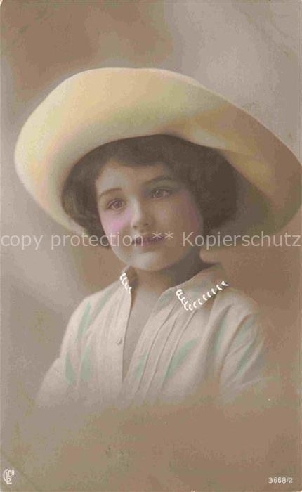 Foto GLCo Nr. 3668/2 Maedchen Hutmode