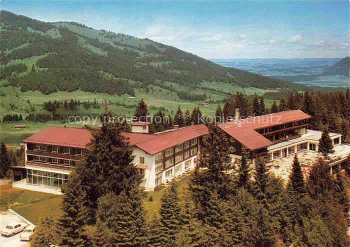 Alpe-Egg Sonthofen Oberallgaeu Sporthotel Allgaeuer Berghof Fliegeraufnahme