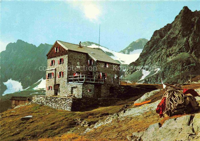 Bonn-Matreier-Huette Virgen Tirol AT mit Wunspitze Eichham und Saeulspitze