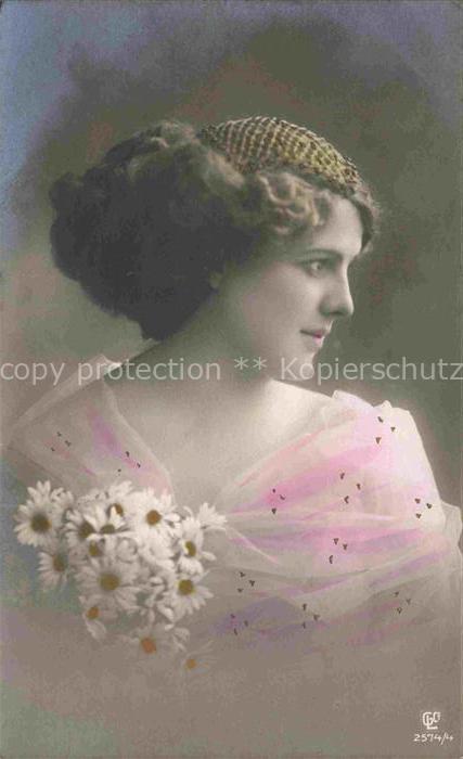 Foto GLCo Nr. 2574/4 Frau Margariten