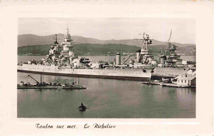 Marine  Warships Toulon sur mer Le Riebelien