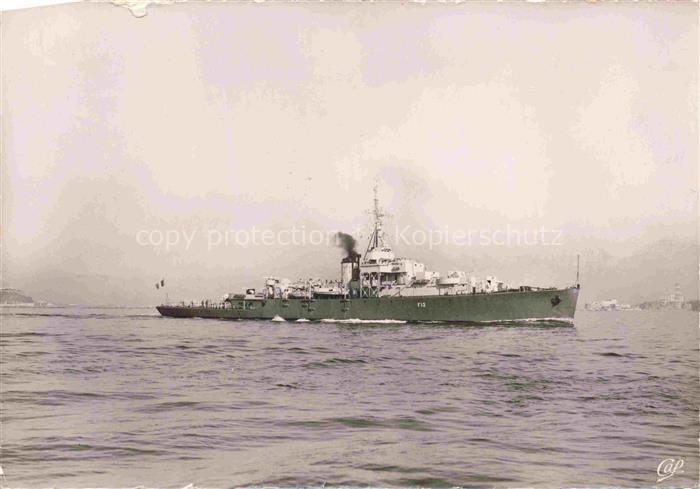 Dampfer Binnenschifffahrt Navires de Guerre